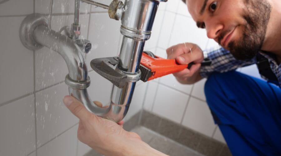 Local water heater installation in Elkader, IA